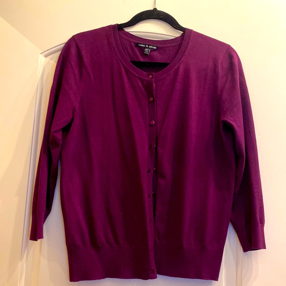 Cable and Guage 3/4 sleeve sweater sz medium 24” length color eggplant